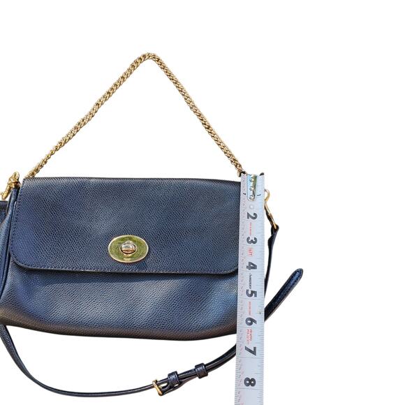 Coach Chain Crossbody Navy Pebbled Leather Gold Hardware - Picture 8 of 9